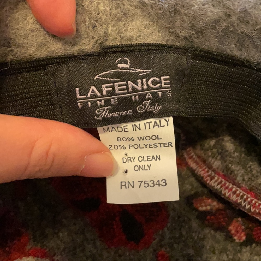 Winter Wool Hat from Italy - Picture 4 of 4